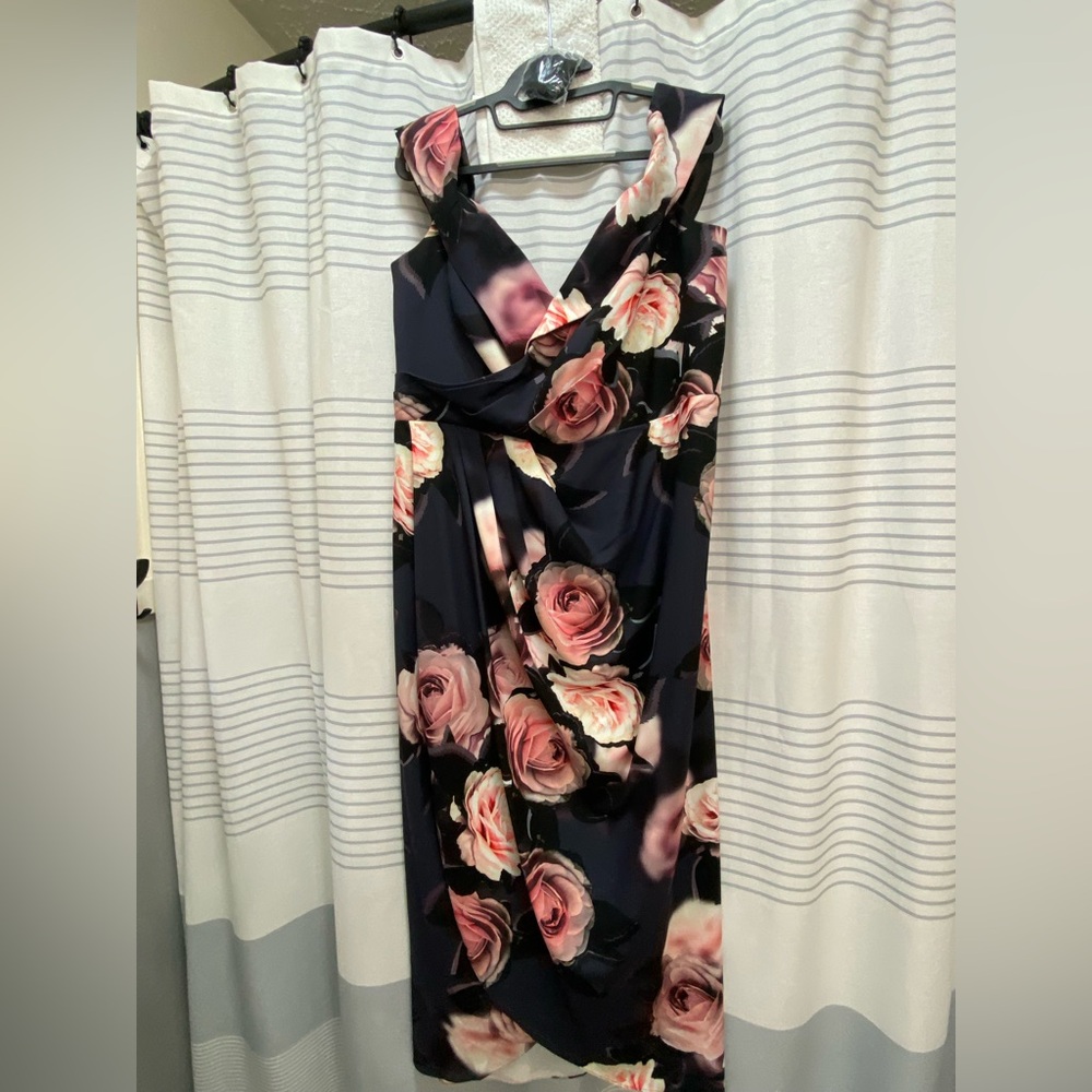 City Chic Black and Pink Floral Midi Off-the-Shoulder Dress - Picture 3 of 9